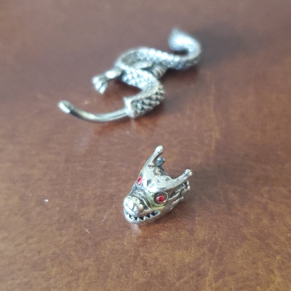 Dragon 🐉 belly ring ! - Picture 7 of 8